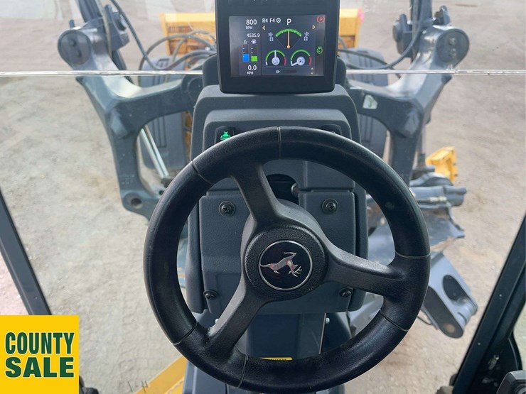 2020-deere-872gp-image-12