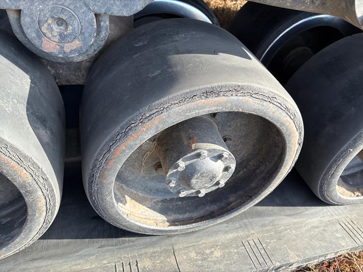 #114632-•-cat-85e-#6js00405-image-44