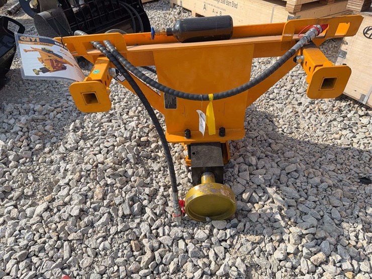 skid-steer-pile-hammer-attachment-image-1