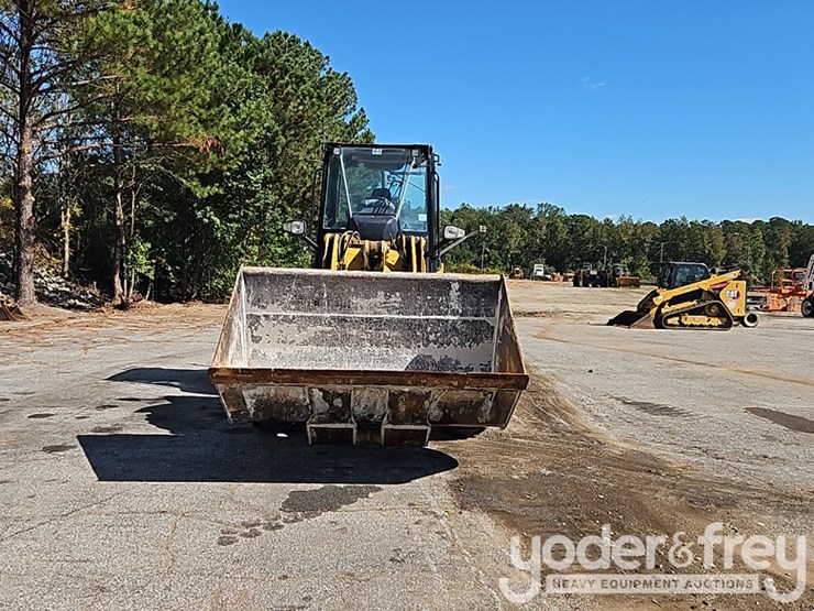 2018-caterpillar-914m-image-8