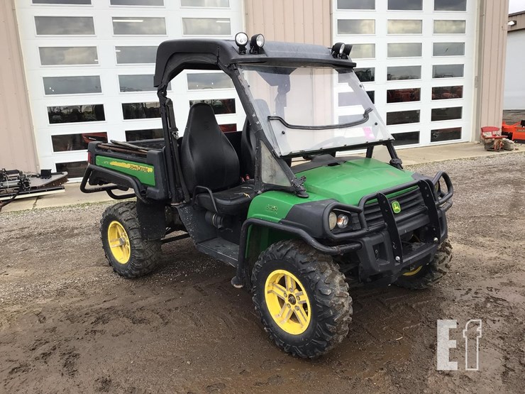 john-deere-gator-xuv-825i-image-1