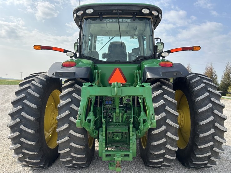2014-john-deere-8270r-image-4