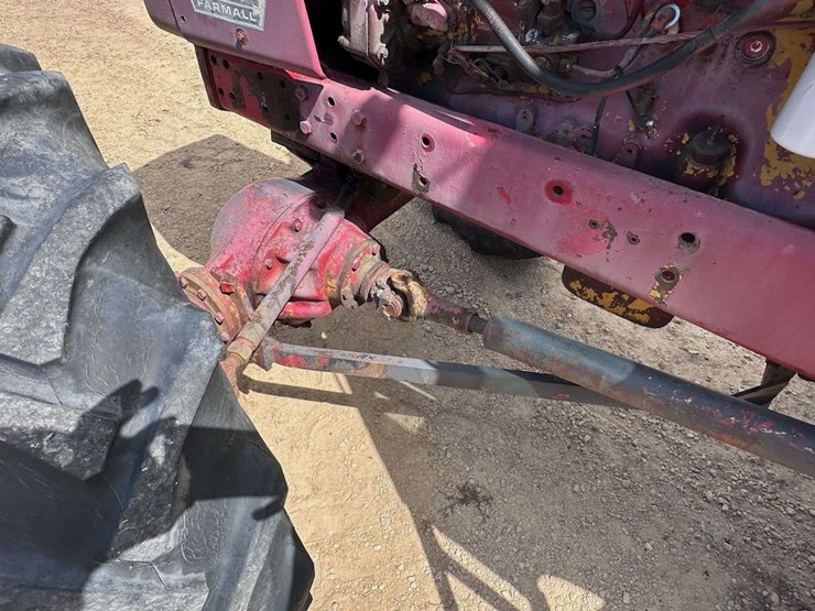 farmall-1066-hydro-image-27