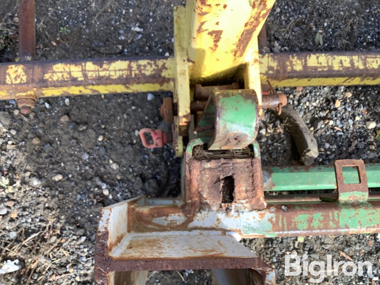 4-tine-square-bale-fork-image-5