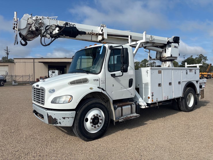 #24576-•-2016-freightliner-image-19