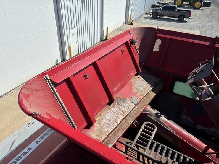 #122136-•-2009-mf-9795-#huc7217-image-102