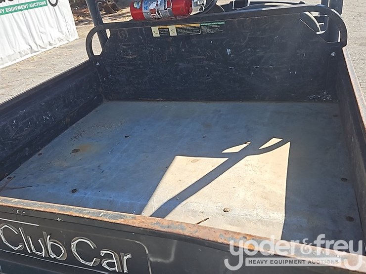 2018-club-car-carryall-1500-image-15