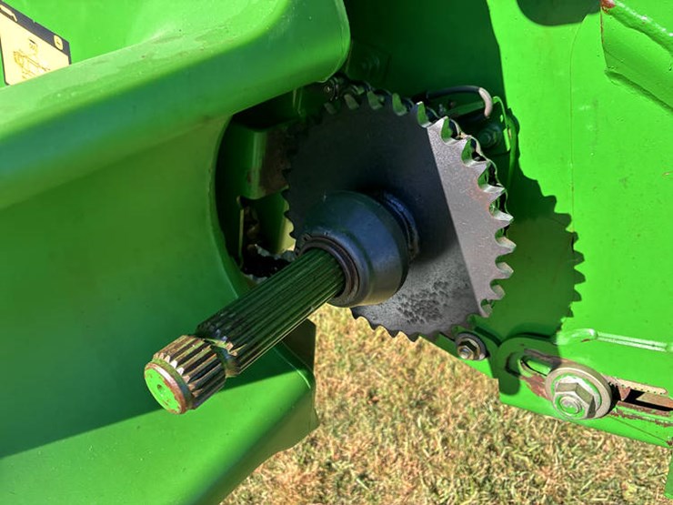 2010-john-deere-2010-image-33