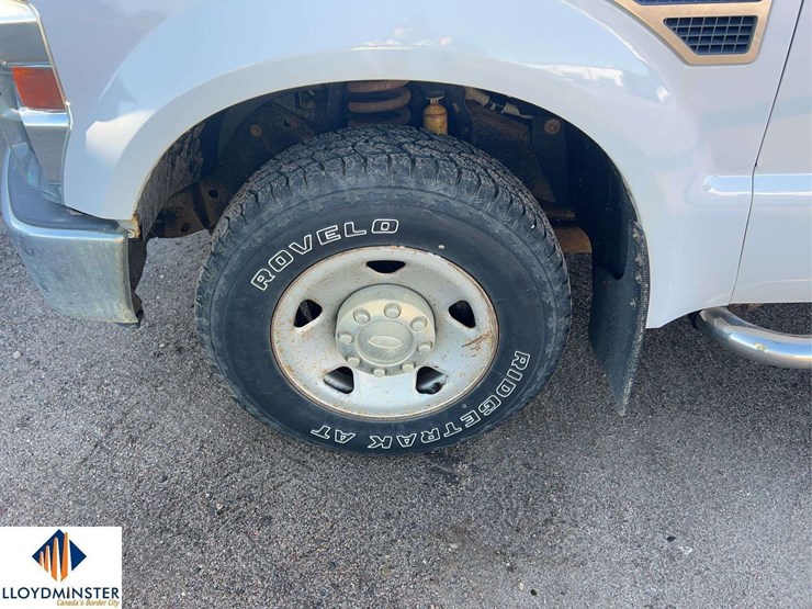 2009-ford-f250-image-21