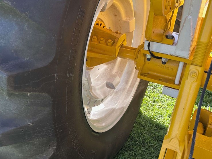 minneapolis-moline-g750-image-31