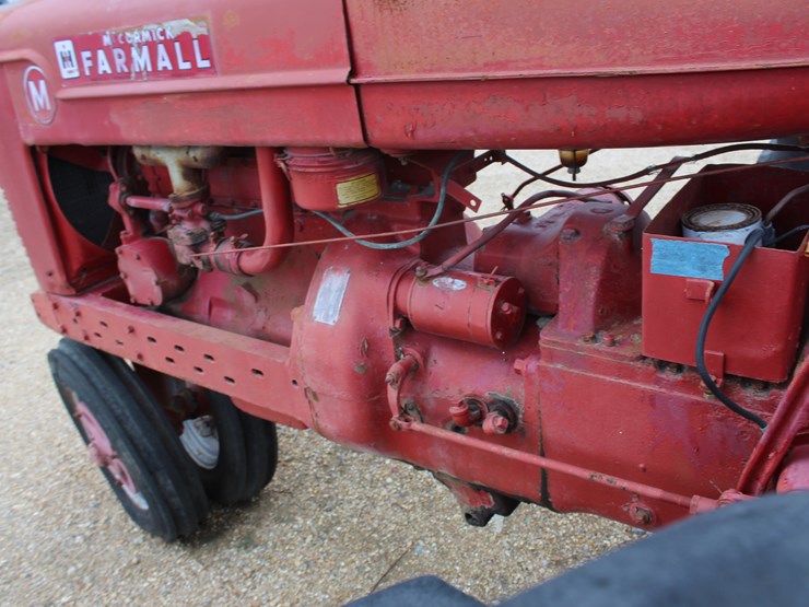 #24005-•-farmall-tractor-image-12