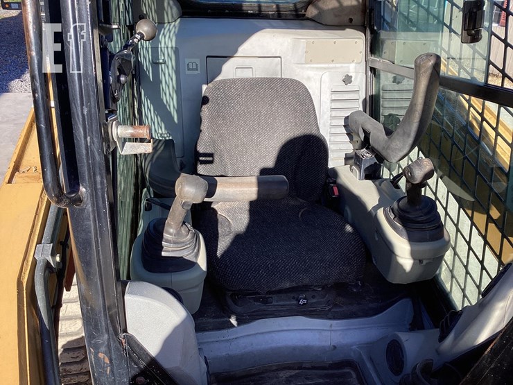 2008-caterpillar-256c-image-12