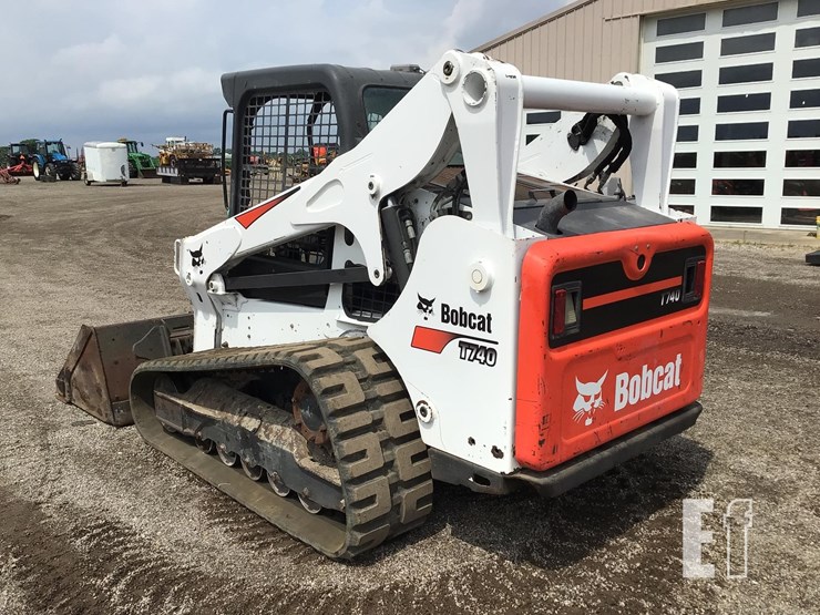 2017-bobcat-t740-image-6