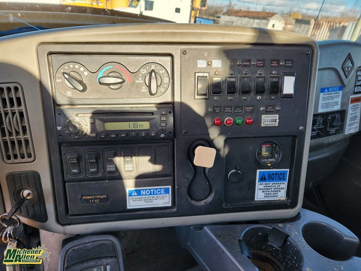 2009-international-workstar-7500-image-62