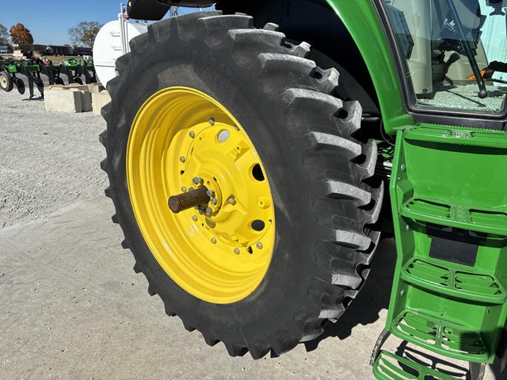 2023-john-deere-6175m-image-53