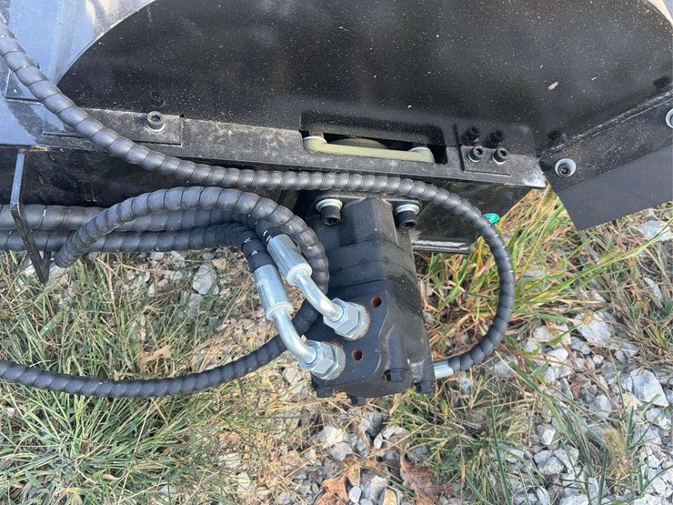 skid-steer-stump-grinder-image-10