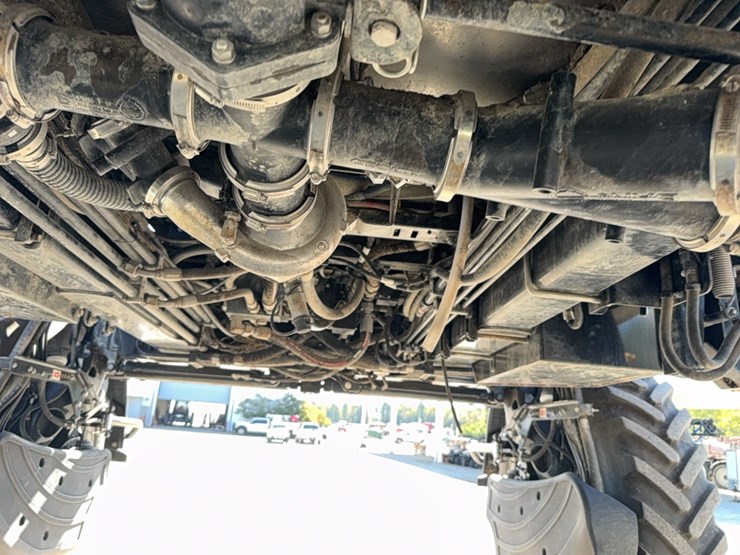 2023-case-ih-4350-patriot--sprayer-image-101