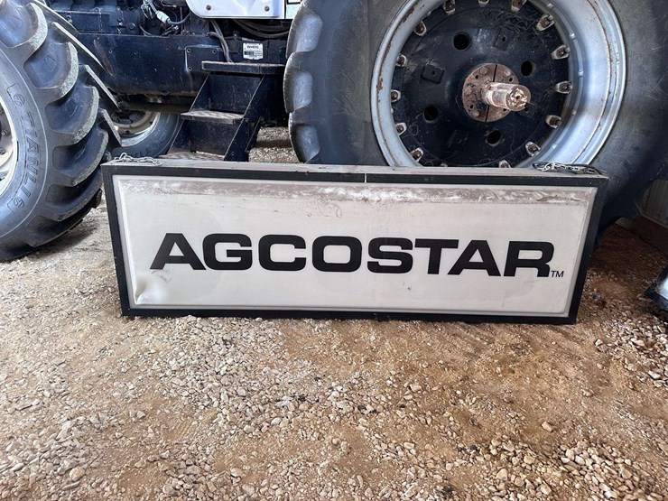 agcostar-lighted-double-sided-bubble-sign-image-7