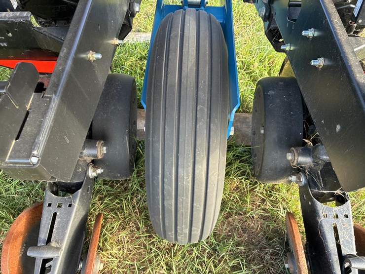 2019-kinze-3140-image-37