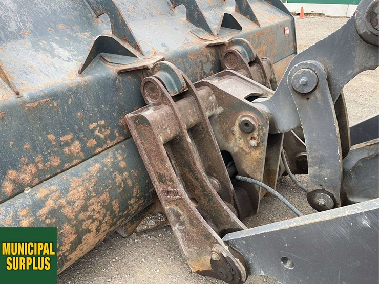 2015-volvo-l110h-image-19