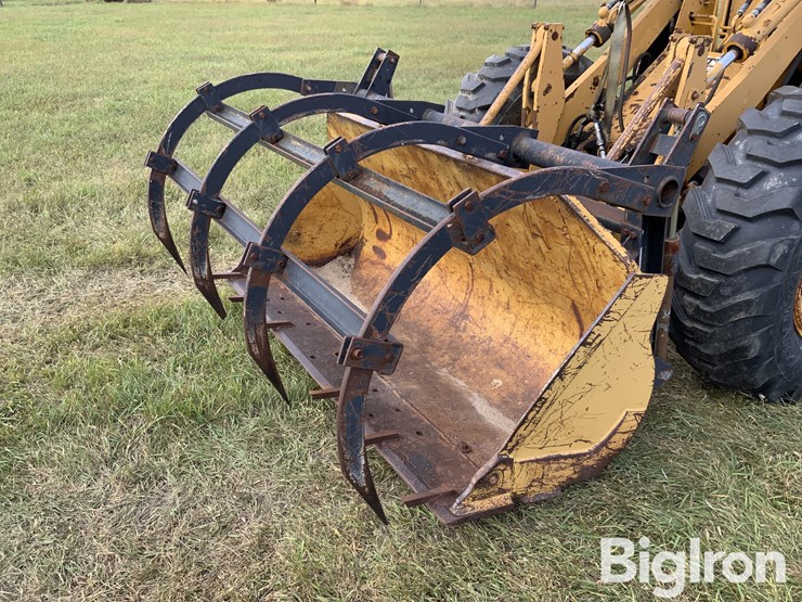 1977-caterpillar-910-image-9