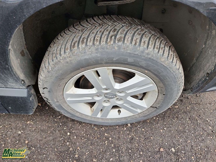 2016-dodge-grand-caravan-crew-image-27