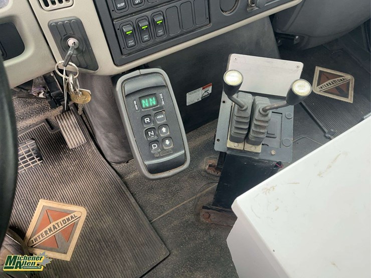 2010-international-durastar-4400-image-14