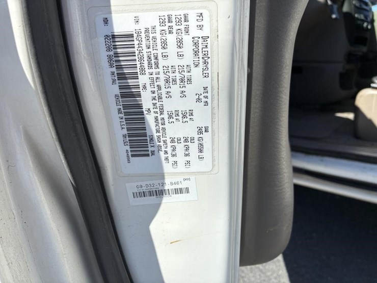 2002-dodge-grand-caravan-image-17