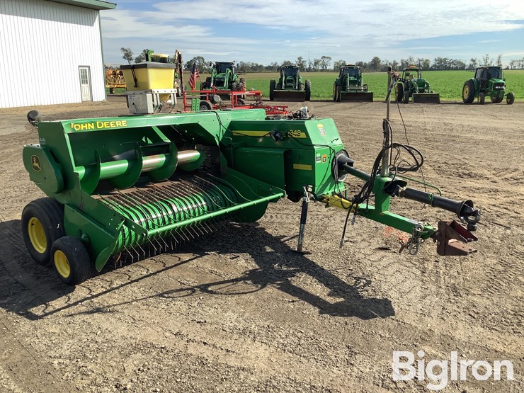 2009-john-deere-348t-small-square-baler-image-3