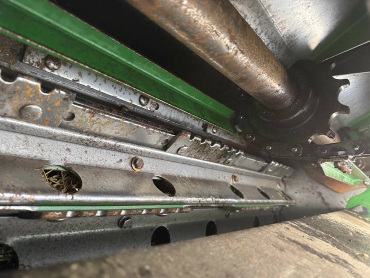 2005-john-deere-9560-sts-image-13