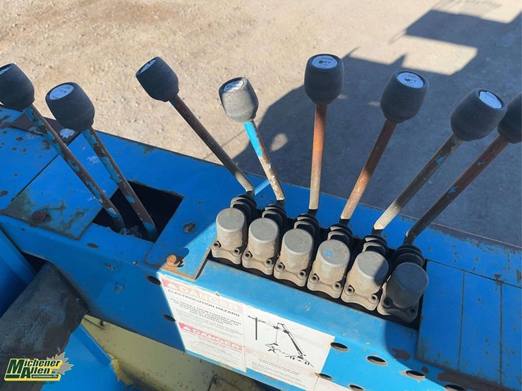 2008-sterling-acterra-image-18