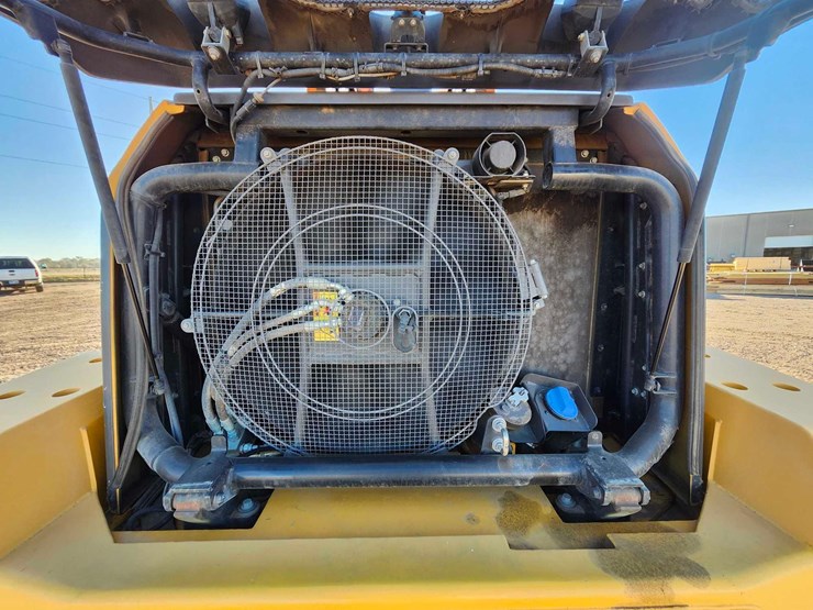 2019-volvo-l110h-image-12