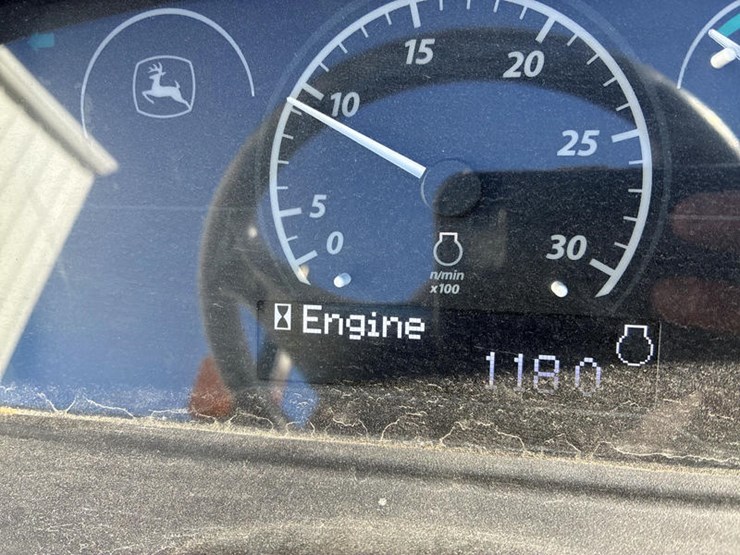 2018-john-deere-3038e-image-55