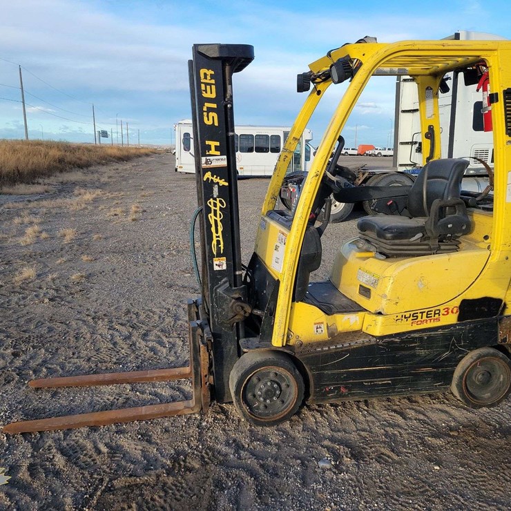 HYSTER S30FT