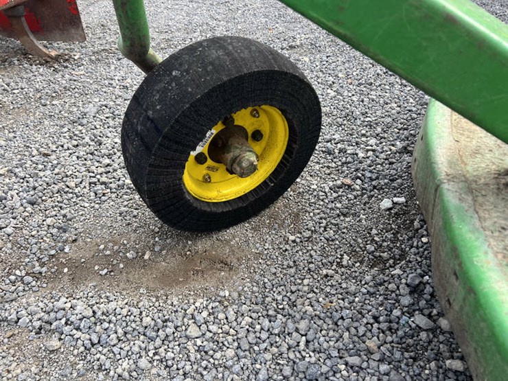 john-deere-709-image-3