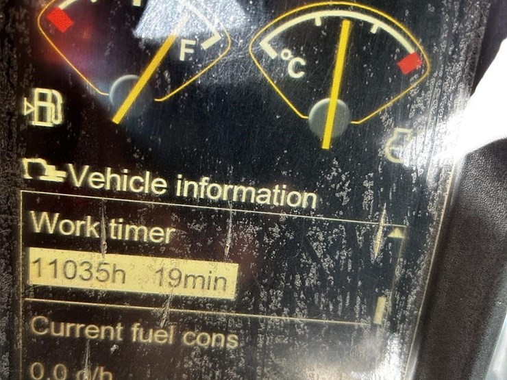 2008-volvo-ecr235cl-image-19