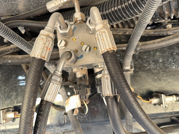 2023-case-ih-4350-patriot--sprayer-image-45