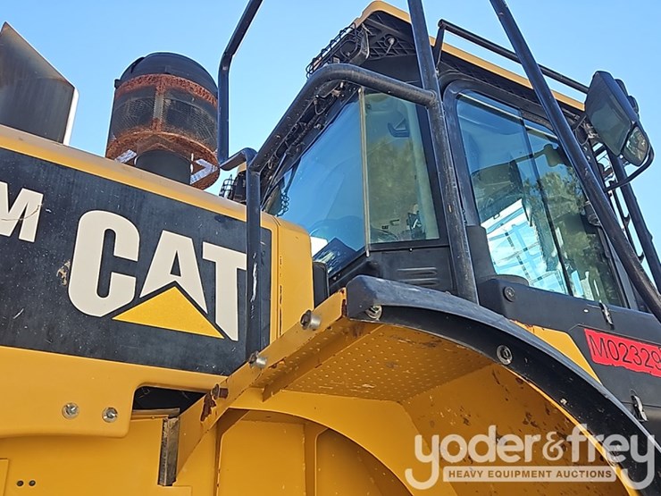 2017-caterpillar-966m-image-37