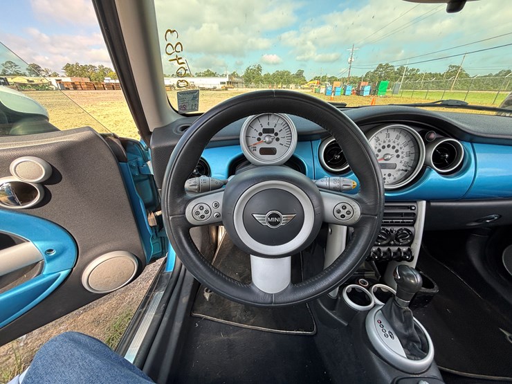 #483-•-2005-mini-cooper-|-for-parts/repairs-image-11