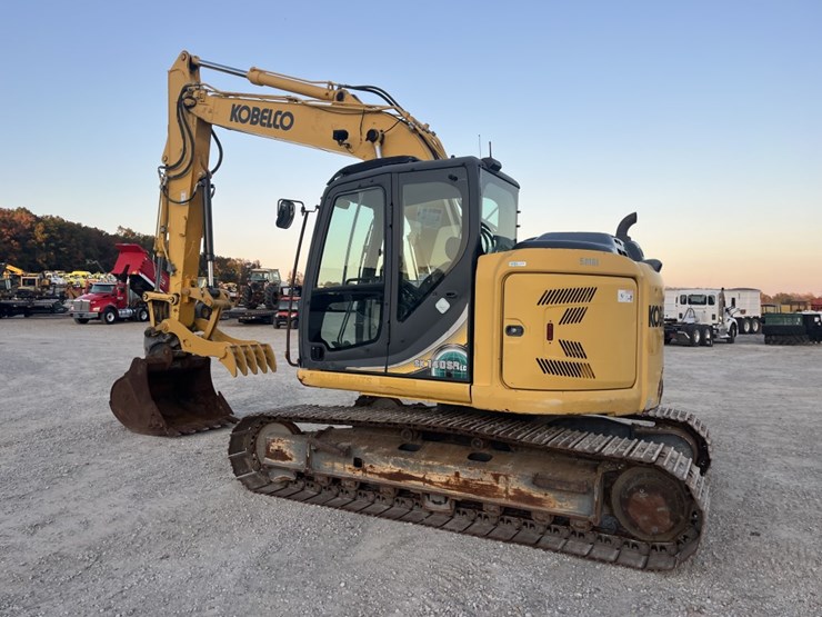 2018-kobelco-sk140sr-lc-5-image-3