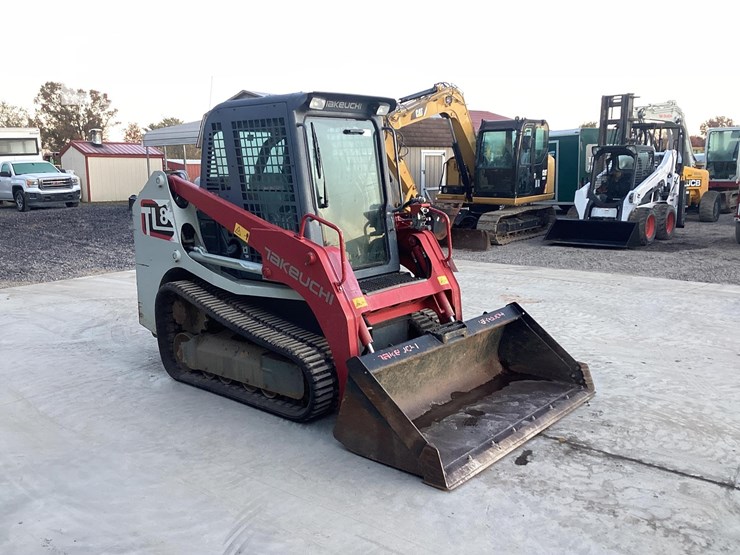 2016-takeuchi-tl8-image-6