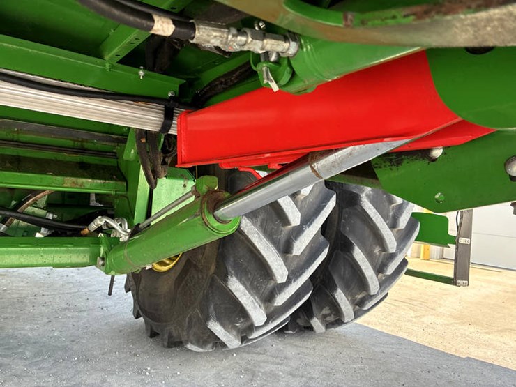 2023-john-deere-s780-image-22