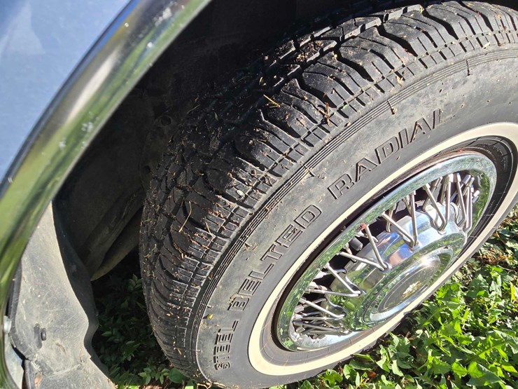 1985-oldsmobile-ninety-eight-regency-image-32