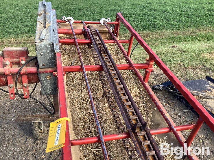 square-bale-elevator-image-9