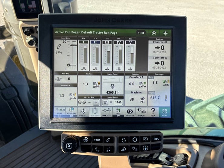 2015-john-deere-8295r-image-47