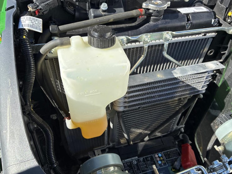 2018-john-deere-3038e-image-50