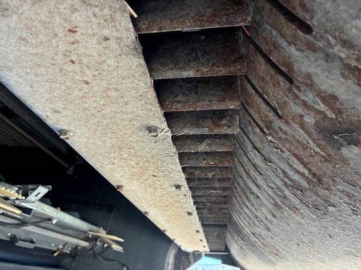 #122136-•-2009-mf-9795-#huc7217-image-76