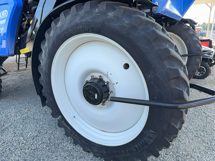 2023-new-holland-sp.310f-image-59