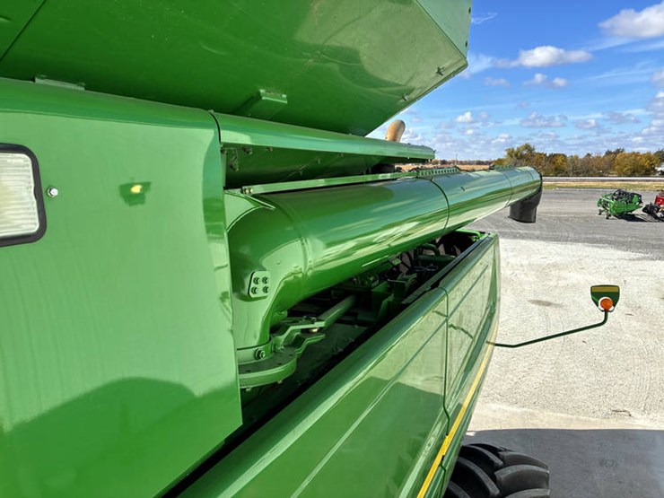 2009-john-deere-9770-sts-image-91