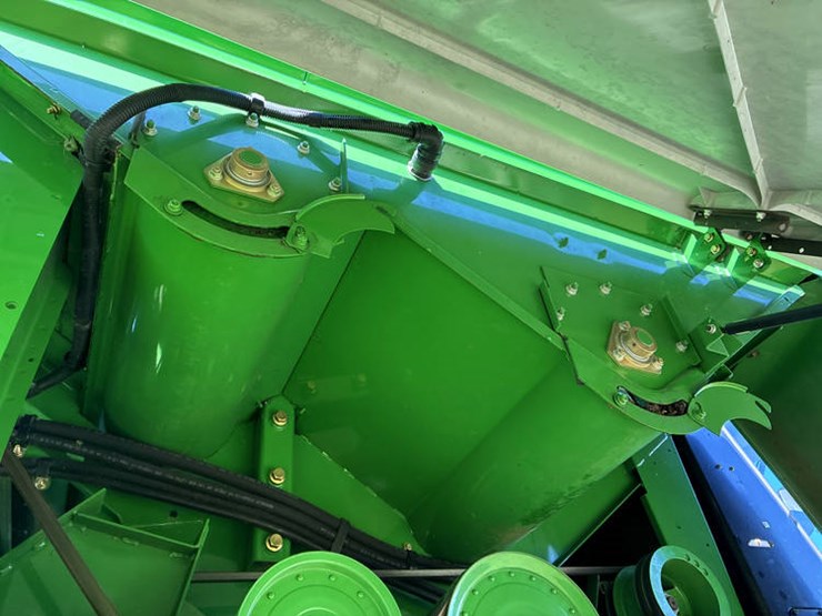 2010-john-deere-2010-image-89